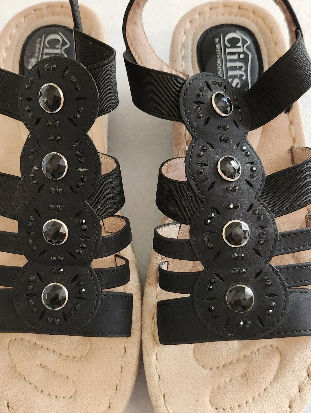 Cliffs by WHITE MOUNTAIN black strappy